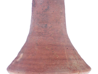 Abu Erteila (Sudan), Kom I, Palazzo K 800, Ambiente K 805, Frammento di supporto per incensiere. Ceramica (foto Fantusati).